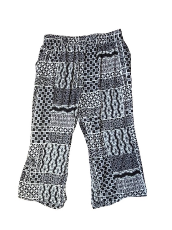 Rose & Olive Other - Rose + Olive 2 Piece Black White Printed Set